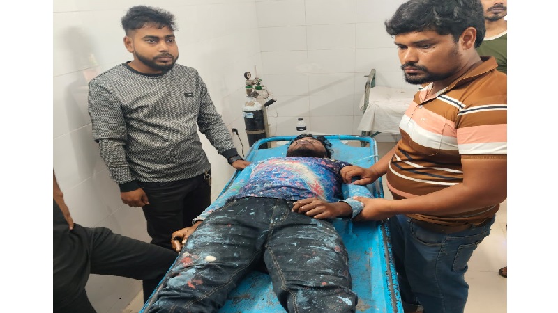 গোমস্তাপুরে বিদূৎস্পৃষ্টে রং মিস্ত্রির মৃত্যু